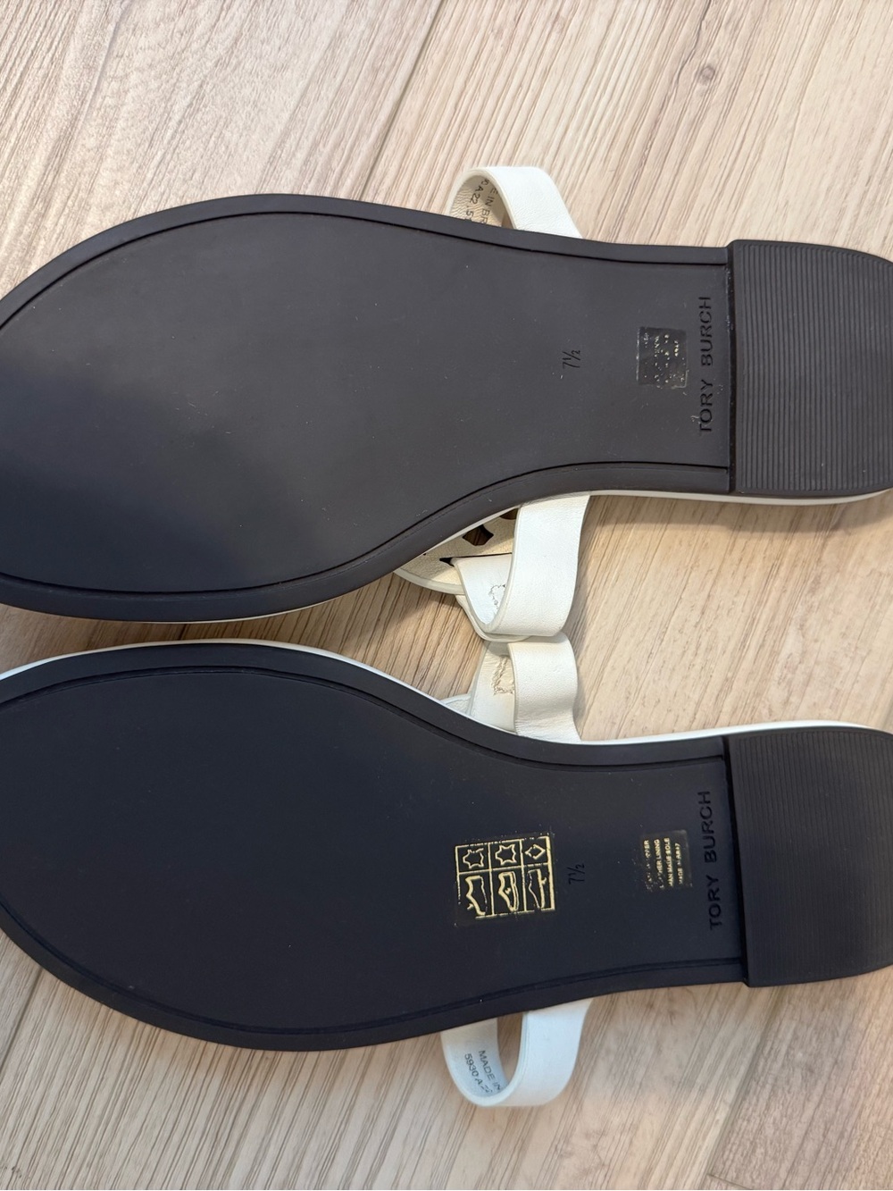 NWOT - Tory Burch Miller- NEVER WORN - Picture 3 of 4